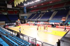 Καταφύγιο το κλειστό των Άνω Λιοσίων λόγω της πυρκαγιάς