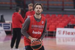 «Ψήνεται» επιστροφή Πάπας στον Ολυμπιακό