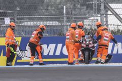 Η Aprilia εξηγεί τις βλάβες στους κινητήρες των Μάρτιν και Φερνάντεθ