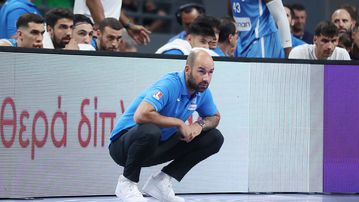 Σπανούλης: «Δεν ξέρω τι γίνεται απέξω, το κλίμα στην ομάδα είναι εξαιρετικό»