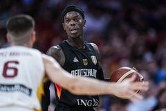 Ισπανία – Γερμανία: Απίστευτο ματς στη Μαδρίτη, ο Σρέντερ «ισοπέδωσε» τους Ισπανούς στην παράταση