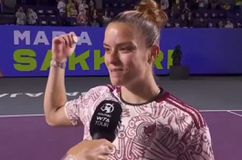 Με φανέλα του Μεξικού η Σάκκαρη: «Ελπίζω να μην τσαντιστούν στην Ελλάδα» (vids)