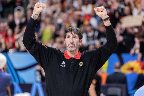 Νέα δοκιμασία για τον Μουμπρού: Στο νοσοκομείο ξανά για τρεις εβδομάδες
