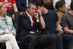 Φενέρμπαχτσε: «Τέλος» ο Αλί Κοτς από πρόεδρος - Ποιος είναι ο Τουρκοαμερικανός επιχειρηματίας που τον διαδέχεται