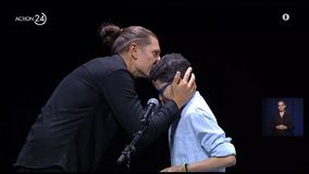 Συγκινητικές στιγμές κατά την βράβευση του μικρού Μιχαήλ Πάνου