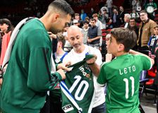 Το «ευχαριστώ» του Παναθηναϊκού AKTOR στην «αιώνια δύναμή του»: «Γιατί όπου πάμε, η Πράσινη Οικογένεια είναι πάντα εκεί» (pics)