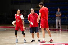 Ο Γιάννης Σφαιρόπουλος έπιασε αμέσως δουλειά στον Ερυθρό Αστέρα: «Μεγάλη τιμή να κοουτσάρω τον Ερυθρό Αστέρα»