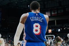 Πολ Τζόρτζ για τους ρεπόρτερ στα αποδυτήρια: «Δεν μπορείς καν να μιλήσεις με τον συμπαίκτη σου γιατί κάτι μπορεί να διαρρεύσει»