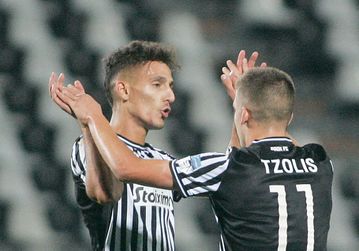 Βλέπει Τζόλη ο Γιαννούλης (pic)