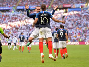 Εκτός Μουντιάλ ο Μπενζεμά! Και λοιπόν…;