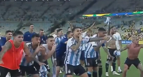 «Ενός λεπτού σιγή για τη Βραζιλία που πέθανε», έξαλλοι οι παίκτες της Αργεντινής μετά τη νίκη (vid)