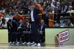 «Σκιές» πάνω από τον Μουμπρού στη Βαλένθια!