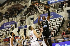 Ο Λυκογιάννης έφερε τον ΝτεΖον Ντέιβις στον Πανιώνιο! (vid)