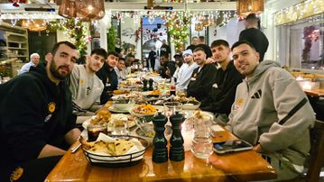 Δείπνο με θέα τη Μύκονο για τον Παναθηναϊκό μετά τη νίκη