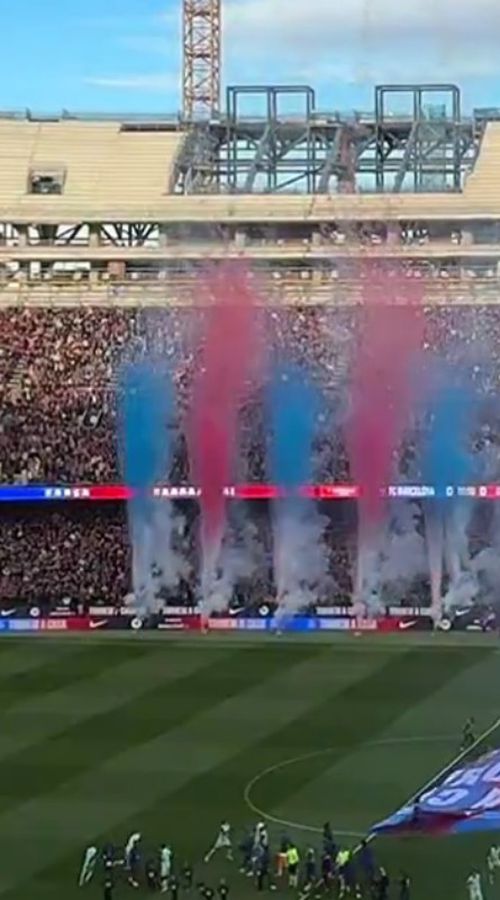 Τα φαντασμαγορικά πυροτεχνήματα στην επιστροφή της Μπαρτσελόνα στο Camp Nou Spotify (vid)