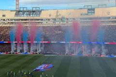 Τα φαντασμαγορικά πυροτεχνήματα στην επιστροφή της Μπαρτσελόνα στο Camp Nou Spotify (vid)