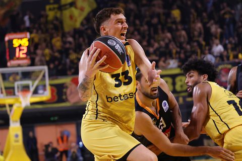 Τι έκανε ο Ντανίλο Άντζουσιτς στο ντεμπούτο του με τη φανέλα του Άρη