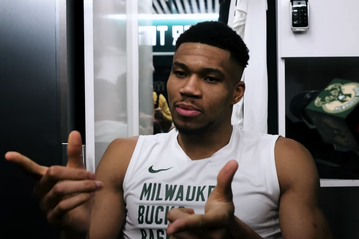 Αντετοκούνμπο: «Το καλοκαίρι έλιωσα στον καναπέ και έτρωγα σνακς - Δεν μπορούσα ούτε να βοηθήσω την Εθνική στο Παγκόσμιο»