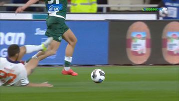 Παναθηναϊκός - Athens Kallithea: Αποβλήθηκε ο Μουτίνιο μετά το μαρκάρισμα στον Τζούρισιτς