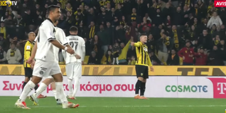 Η αγωνία στην ΑΕΚ, τα «μπράβο» του Ηλιόπουλου και ο αλά VAR πανηγυρισμός του Γιόβιτς (vid)