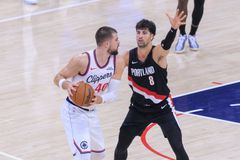 Πονοκέφαλος στους Κλίπερς με τον τραυματισμό του Ζούμπατς