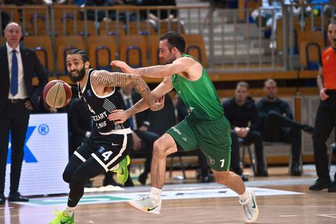 Ιστορική παράσταση από τον Ουάσινγκτον - Οδήγησε την Παρτιζάν στη νίκη επί της Κρκα