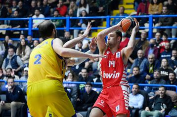 Τα highlights από τη ματσάρα ανάμεσα στο Περιστέρι και τον Ολυμπιακό