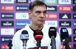 Μπαρτζώκας για την παρεξήγηση με Γιασικεβίτσιους: «Έχει λυθεί, μας συνδέει η αγάπη μας για την Γιουνάιτεντ»