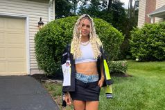 Η κόρη του Ρόντμαν έγινε η πιο ακριβοπληρωμένη παίκτρια στην ιστορία του γυναικείου ποδοσφαίρου (pics)