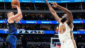 Οι Μάβερικς λύγισαν τους Ουόριορς με «σόου» Μάρσαλ