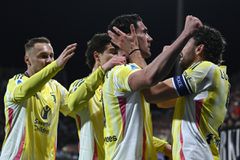 Πέρασε νικηφόρα από την Κάλιαρι και πάτησε τετράδα η Γιουβέντους