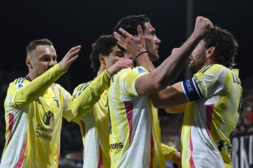 Πέρασε νικηφόρα από την Κάλιαρι και πάτησε τετράδα η Γιουβέντους