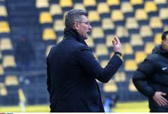 Ουζουνίδης: «Στο πρώτο ημίχρονο δείξαμε το ποδόσφαιρο που μπορούμε να παίξουμε»