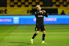 Ο Γκαρέ... κλέβει τη φανέλα βασικού από τον Πέρεθ