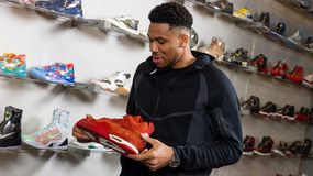 Ο Γιάννης Αντετοκούνμπο αγόρασε για πρώτη φορά παπούτσια για μπάσκετ! (vid)