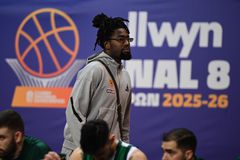 Ξέσπασε η σύζυγος του Ματίας Λεσόρ! Δείτε γιατί! (pic)