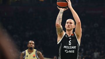 Επίσημη η επιστροφή του Οσετκόφσκι στην Παρτίζαν