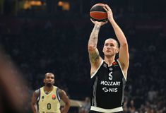 Επίσημη η επιστροφή του Οσετκόφσκι στην Παρτίζαν