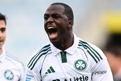 Πως ο Τεττέη αλλάζει τον Παναθηναϊκό και δίνει χρόνο στον Μπενίτεθ