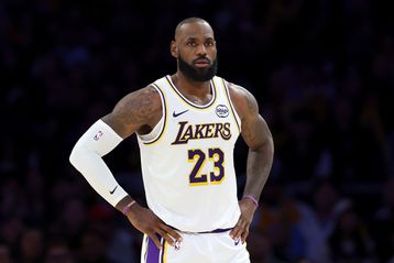 Λεμπρόν Τζέιμς: Ξεπέρασε τους 43.000 πόντους και συνεχίζει!