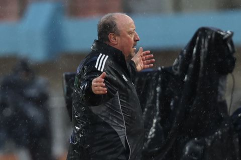 Ράφα Μπενίτεθ: Περιμένοντας την αποζημίωση του Αλαφούζου