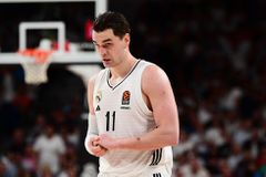 Ο Χεζόνια θα κυνηγήσει την επιστροφή στο ΝΒΑ!