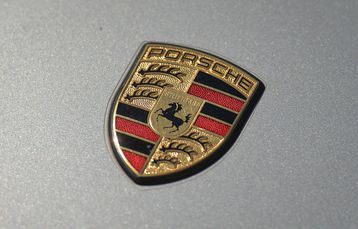 Η Porsche αναβάλλει την είσοδό της στη Formula 1 (vid)
