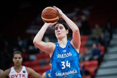 Η Φασούλα ανανέωσε με την Αβινίδα λίγες μέρες μετά τον τραυματισμό της!