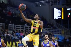 Απρόοπτο με Νάιτ στην ΑΕΚ Betsson, πήγε στα αποδυτήρια