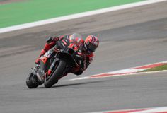 Ο Βινιάλες «μάγεψε» με την Aprilia και νίκησε στο Σπριντ του Πορτιμάο