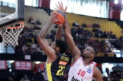 Εκτός 6αδας ξένων στον Άρη ο Ντε Σόουζα με το Λαύριο