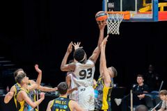 Ο Άρης ηττήθηκε από την Βιλερμπάν στο τρίτο του παιχνίδι στο ANGT του Ντουμπάι (vid)