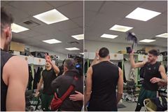 «Ποιος; Εσύ!»: Ο Κώστας Σλούκας ξεσήκωσε τους συμπαίκτες του και στα αποδυτήρια (vid)