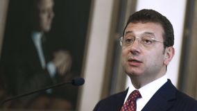 Ο Εκρέμ Ιμάμογλου καρατομήθηκε από δήμαρχος Κωνσταντινούπολης μετά την προφυλάκισή του για διαφθορά